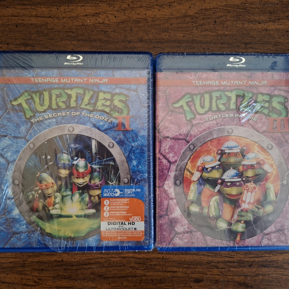 Teenage mutant ninja turtles 2 and 3 Blu-ray Brand new